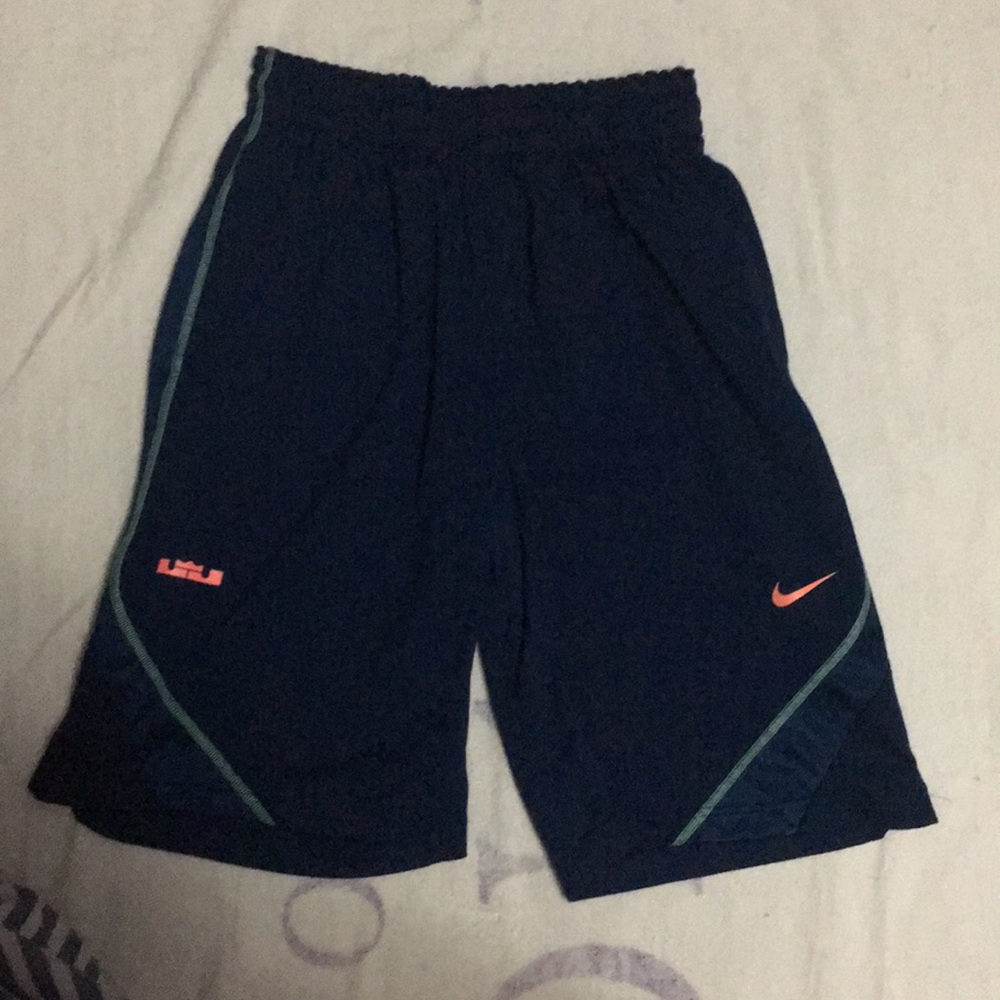 Nike women’s basketball shorts